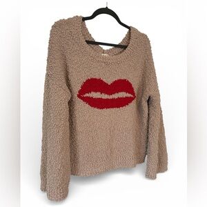 POL Beige Sweater with Pucker Red Lips Valentines Sweater Size Medium